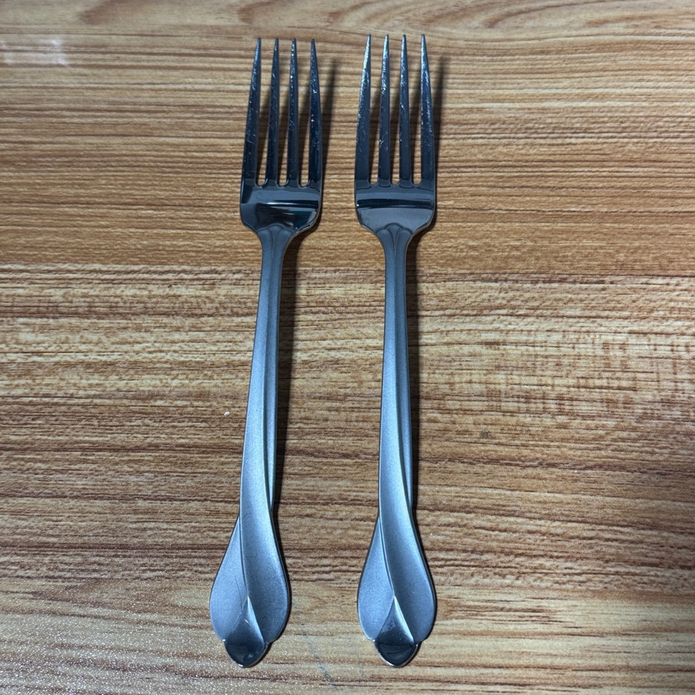 Oneida Tribeca Dinner Forks Set of 2 Stainless USA Flatware